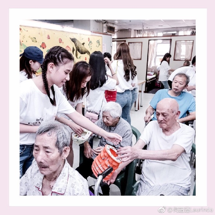 窦骁是何超莲第几个男朋友,窦骁将女友何超莲宠出新高度