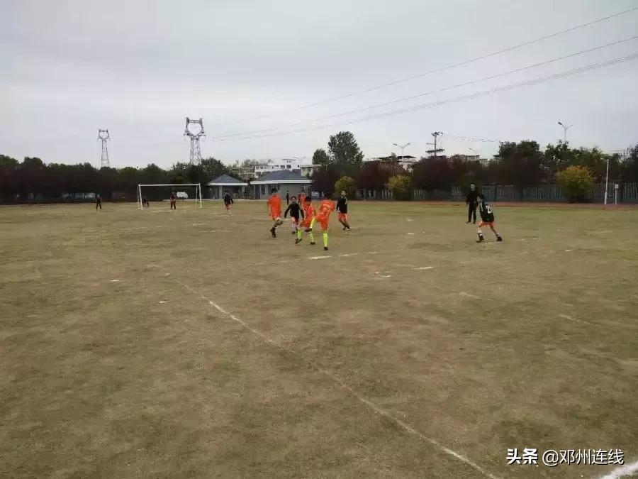 邓州市城区二小足球比赛,邓州校园足球比赛