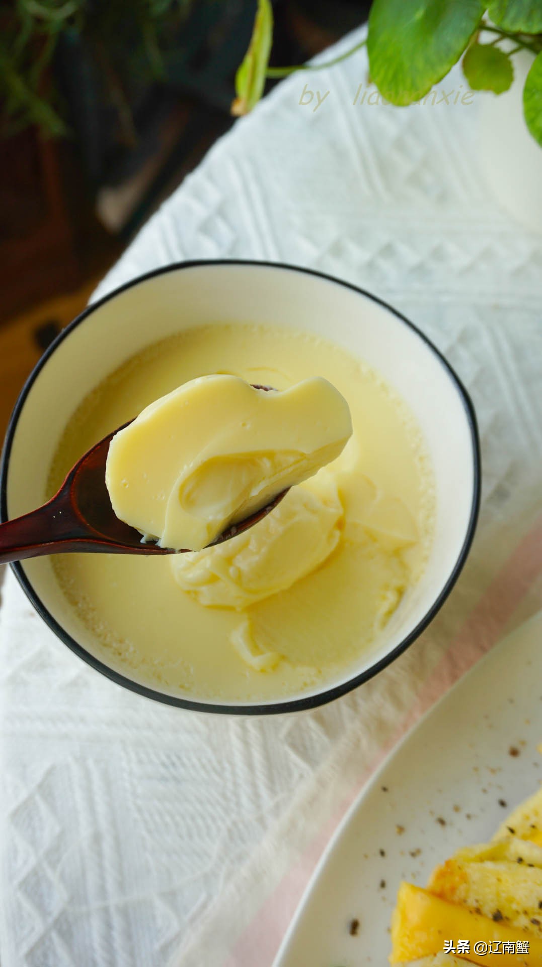 两个秘诀教你蒸出完美的鸡蛋羹,5个窍门教你蒸出水嫩嫩的鸡蛋羹