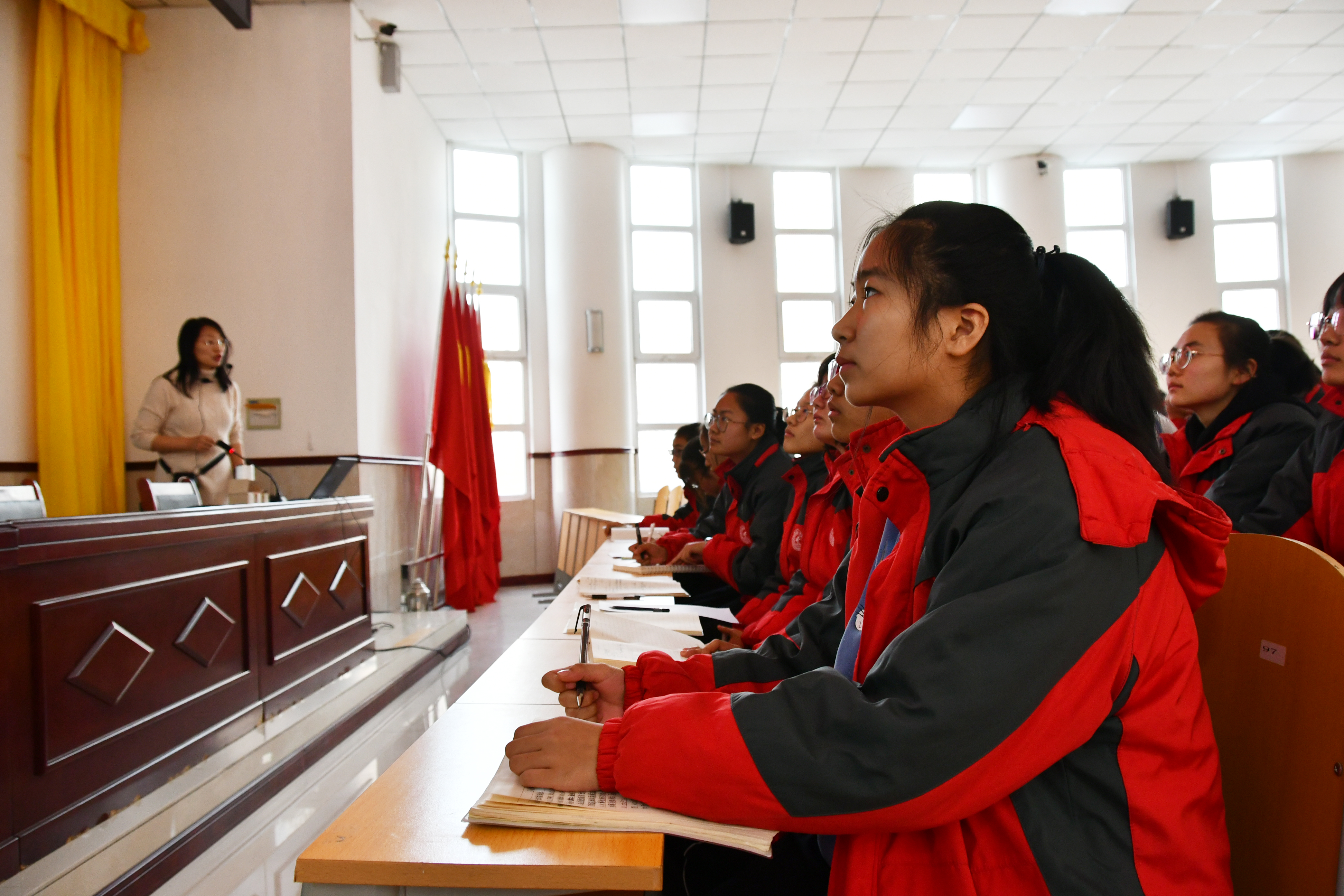 山阴一中教学质量提升动员大会,2023山阴一中新教师评课活动