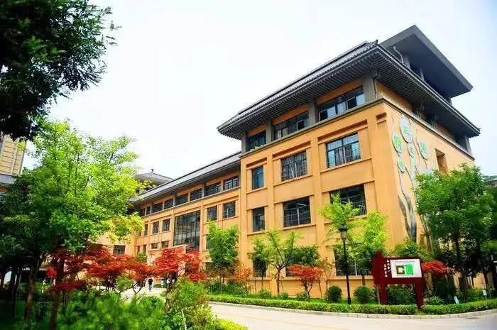 报民办和公办的学校有什么区别,报民办大学的多不