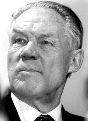 阿贾克斯欧冠被谁淘汰,欧冠黑马险造奇迹