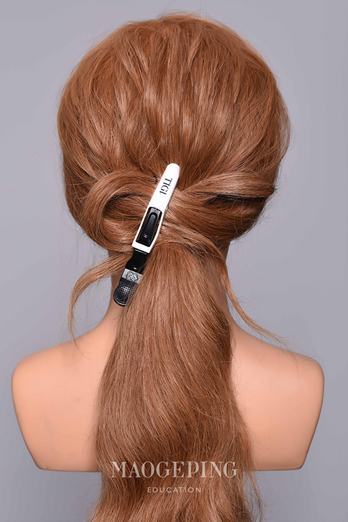 女孩大蝴蝶结马尾辫发型图片,蝴蝶结的马尾辫又简单又漂亮