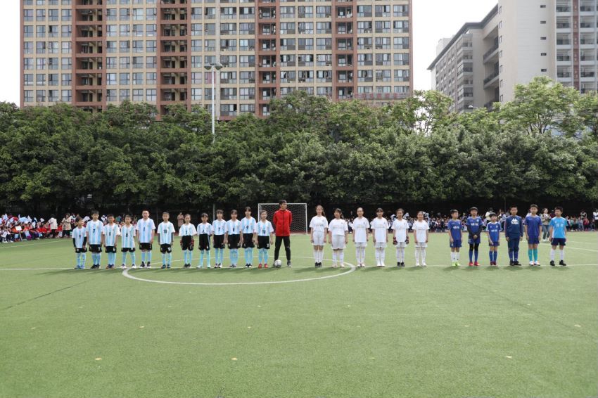 盐道街小学得胜分校足球联赛,沙湾路小学班级足球联赛火热开赛