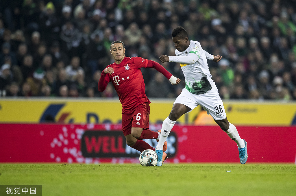 评论拜仁输球,拜仁0比5惨败门兴莱万的感受