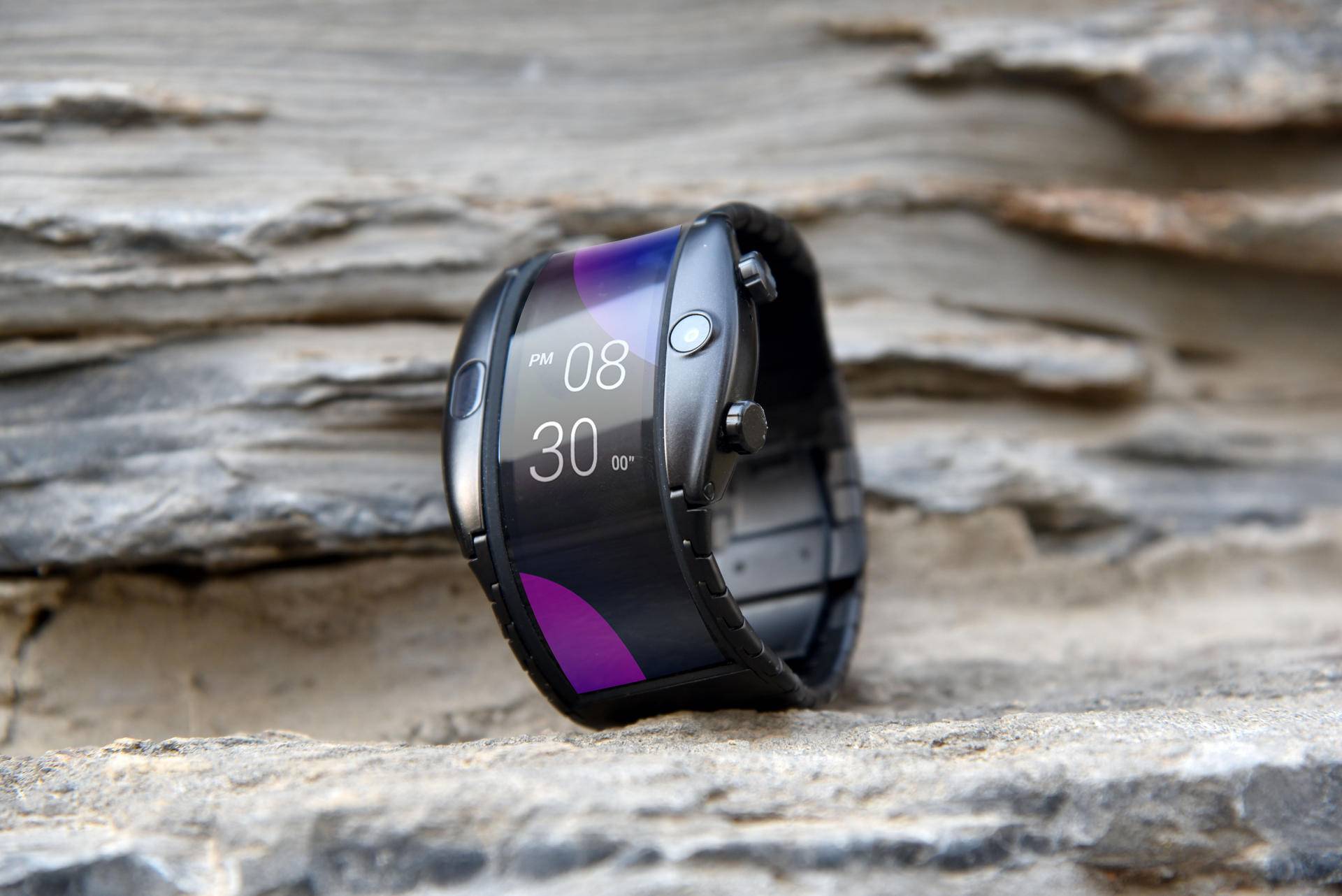 努比亚阿尔法评测：领先一步是疯狂，但却是未来的方向