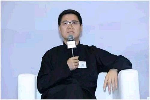 下属要去北京创业没钱，他投资对方16万美元，现在赚回11.2亿美元