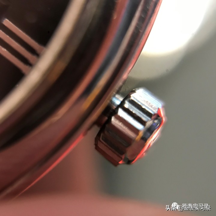 欧米茄碟飞蓝盘真假鉴别,欧米茄碟飞如何分辨真假