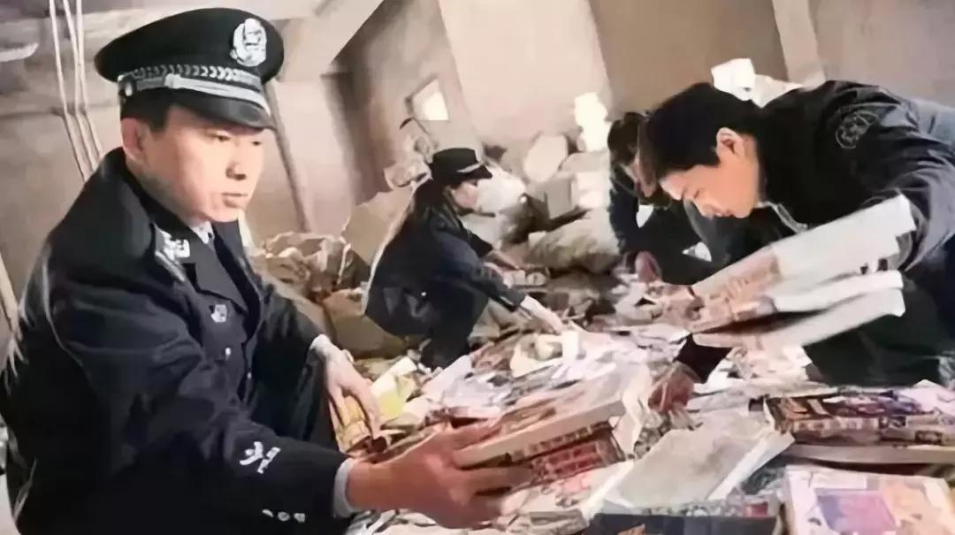 男子携带文物出境海关被拦下,男子入境澳洲被海关拦下