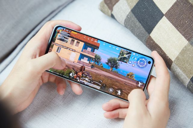 opporeno6到底值不值得入手,目前opporeno6值得入手吗