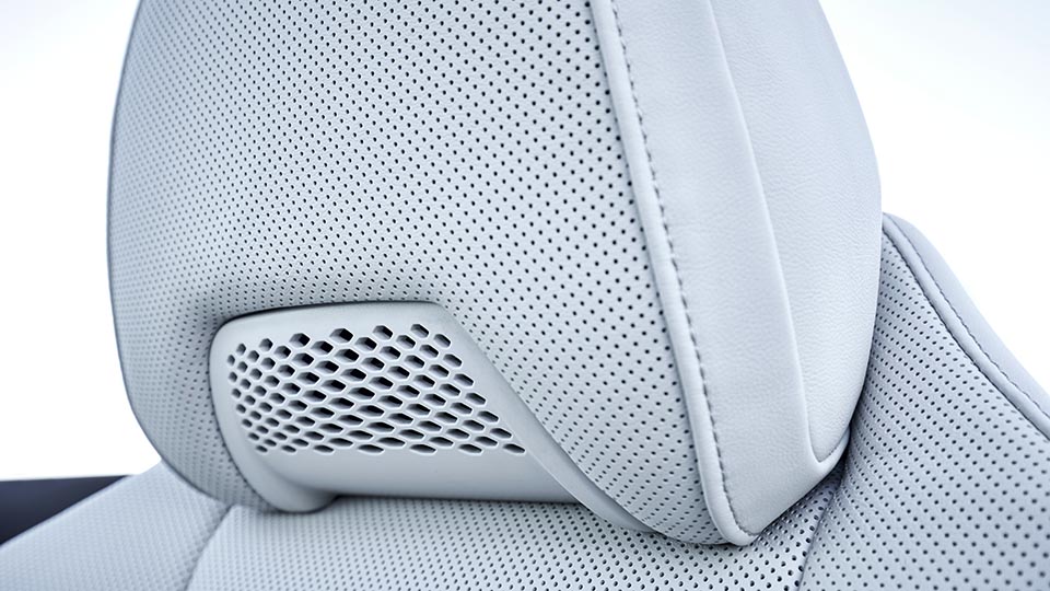 试驾宝马8系四门轿跑黑武士,新款宝马8系四门轿跑试驾