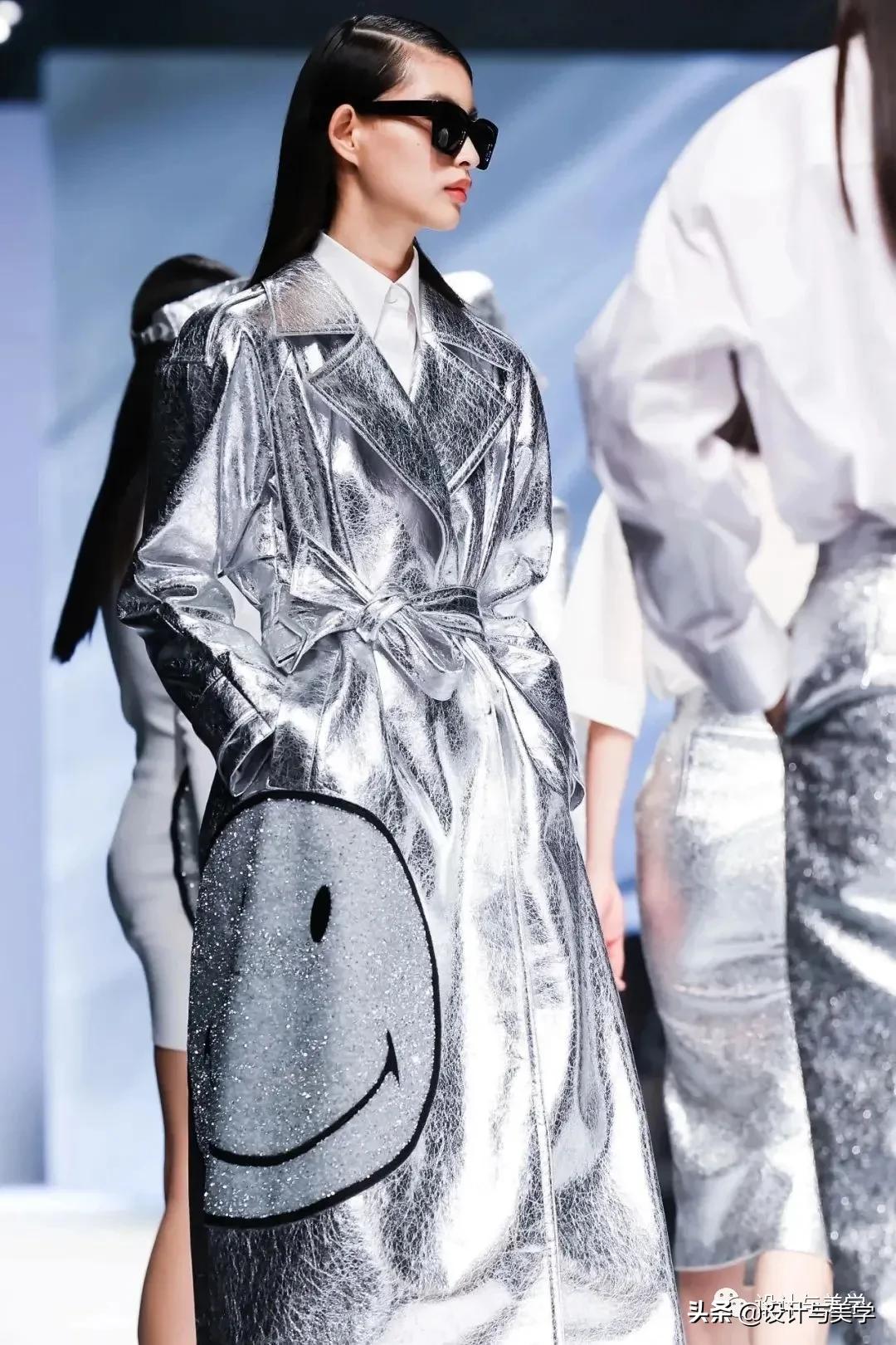 lily服装发布会,lily服装2019夏装