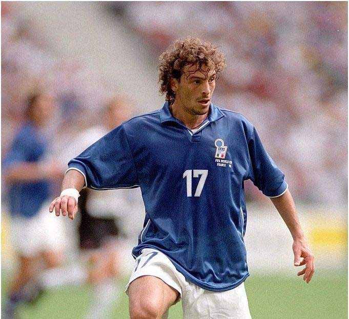 被米兰作为添头送给国米，却意外成为“蓝黑军团”最划算的签约