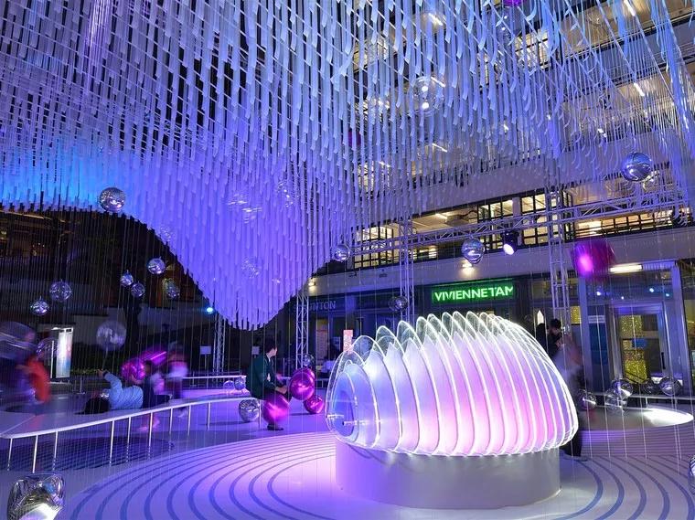 美得足以让人忘记时间流逝,美得让人静止的瞬间