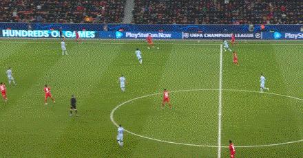 欧冠第一伪强队诞生！阵容不输皇马巴萨，16场却只进18球