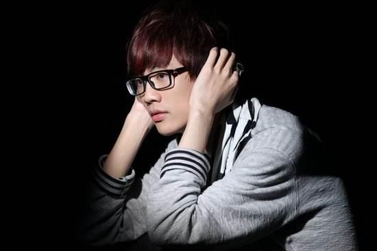 许嵩梦游计专辑谁给他编的,许嵩梦游记专辑有哪些歌