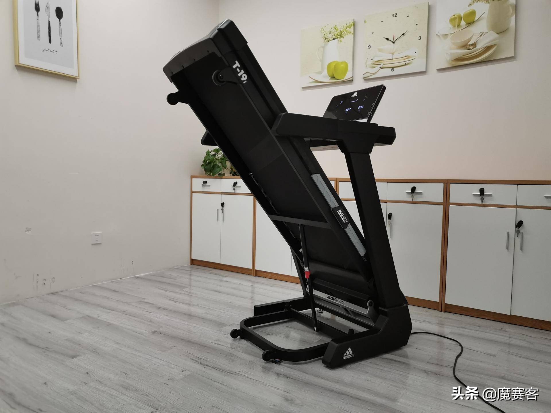 健身房最好的跑步机,想学健身怎么选择跑步机