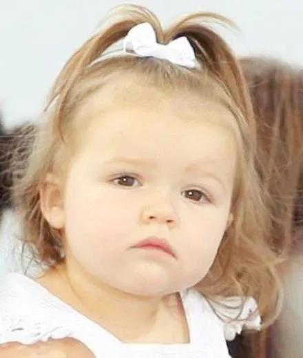 贝克汉姆的三个儿子颜值巅峰,贝克汉姆三个儿子哪个关系最好