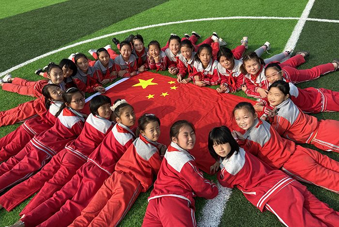 双节相逢埇桥区各校“五个一”根植家国情怀