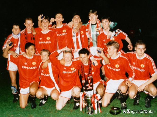 北京国安球迷现场助威最后的胜利,北京国安老工体最后一战