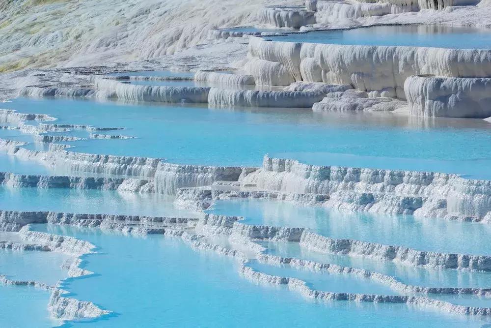 夏季温泉攻略推荐,10月1日温泉推荐