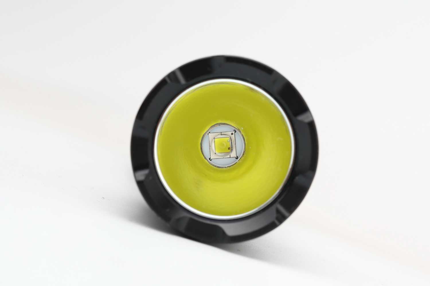 回归操作本质FENIXTK11TAC机械双模式战术电筒评测