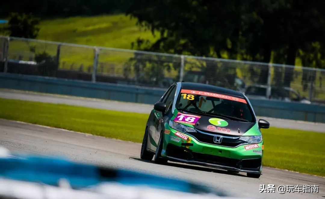 奥迪r8lms杯2012,奥迪r8lms赛车版