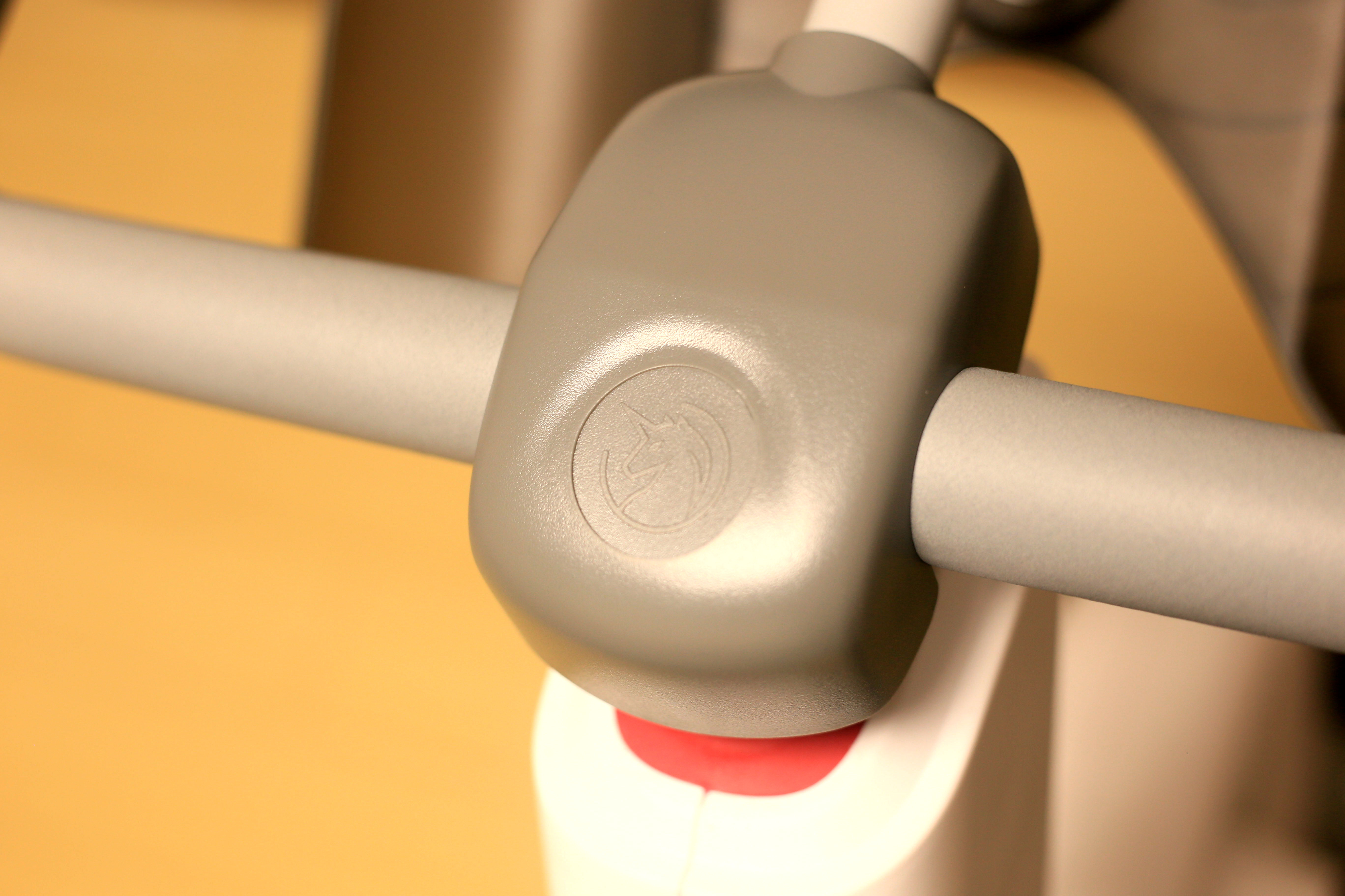 小巧静音，小户型最爱的健身神器——YESOUL野小兽M1动感单车体验