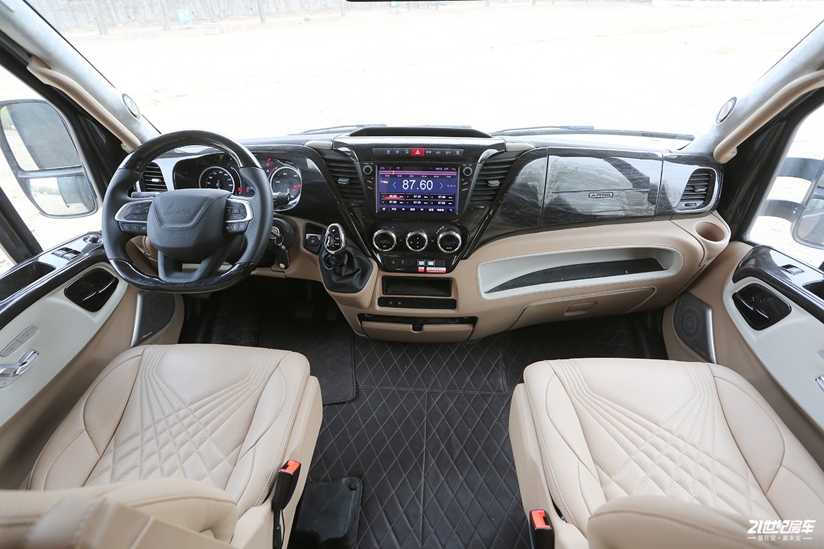 2019年新款福特b型房车,霍夫勒最新款b型房车