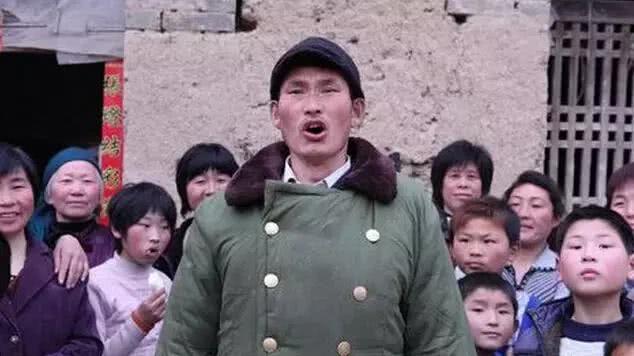 谁揭穿了网红卖高仿假包这个秘密的？