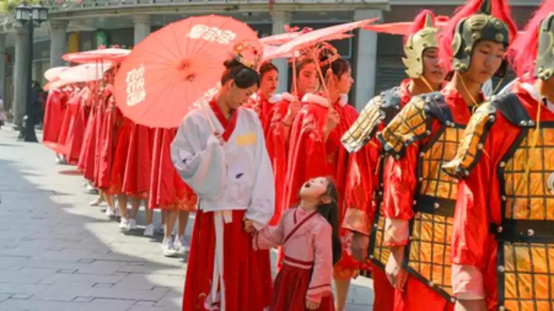 销售年底饮料怎样引流,饮料线上营销策略