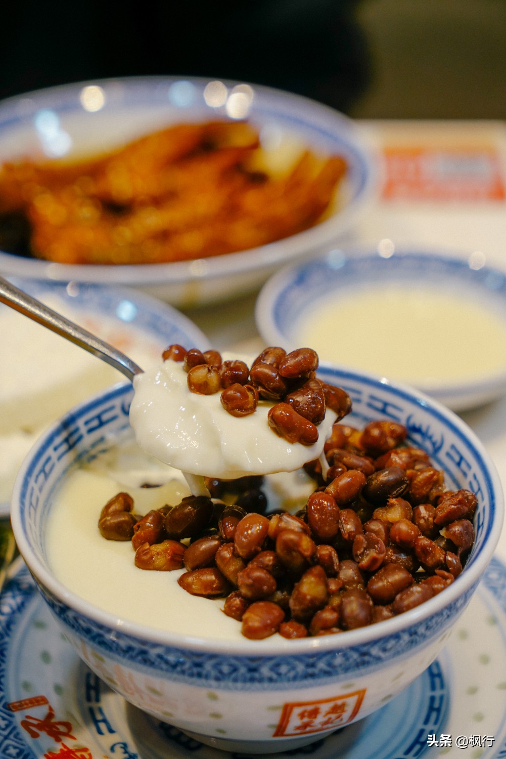 广东暖胃小甜品嫩滑爽口姜汁撞奶,姜撞奶美食推荐卡