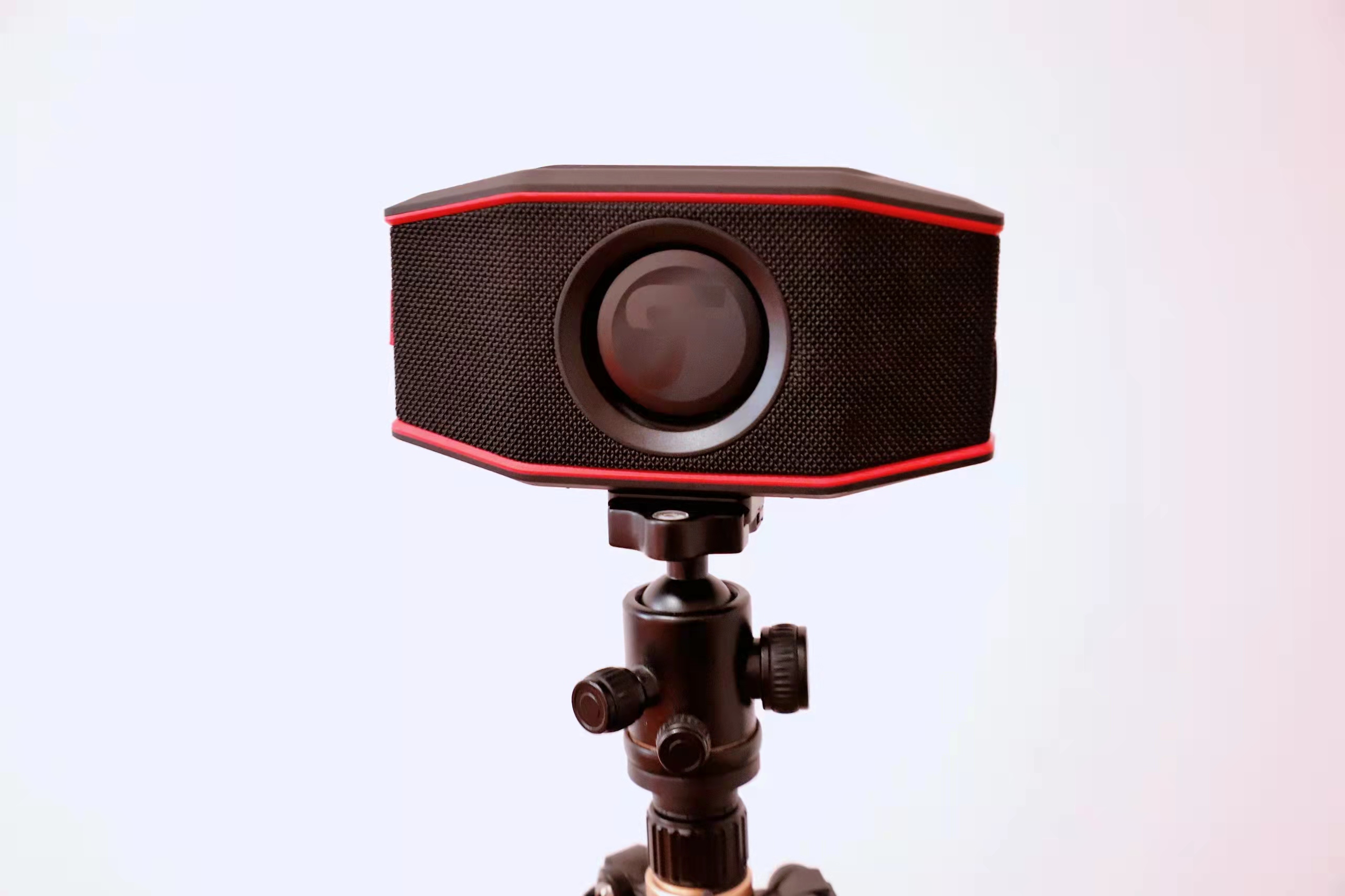 德斐尔小魔盒音质最新评测,jblflip5音箱评测和德斐尔小魔盒