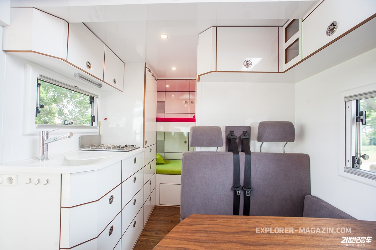 布雷诺奇霸天虎！全时四驱前后差速锁，硬汉都喜欢的房车