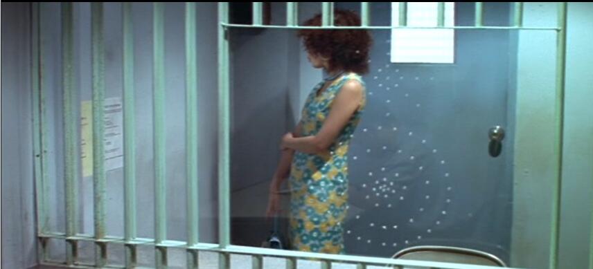 韩国一部黑色幽默的电影,韩国无厘头搞笑电影推荐