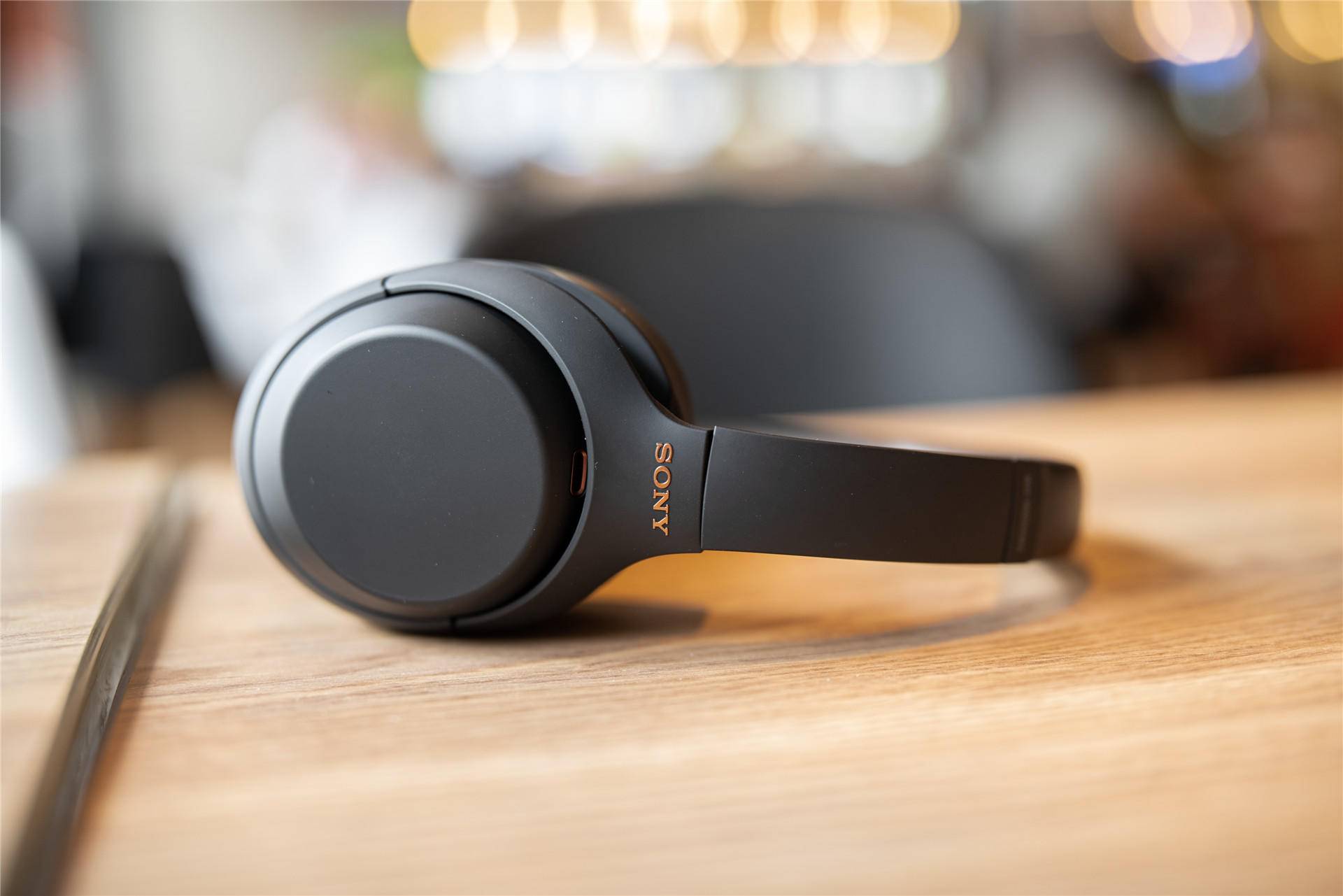 索尼耳机1000xm2和1000xm4,索尼耳机wh-1000xm4怎么连手机