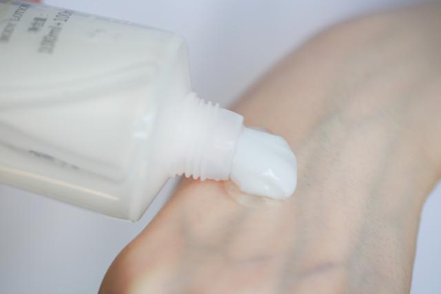 皮肤太干燥怎么样才能补充水分,按摩哪个穴位可以让皮肤补充水分