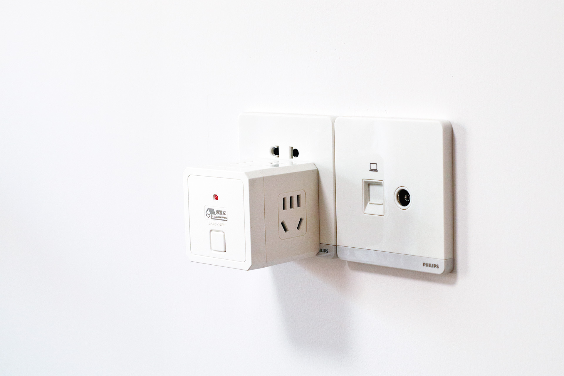 给大家推荐一款多功能魔方插座,魔方插座十大排名