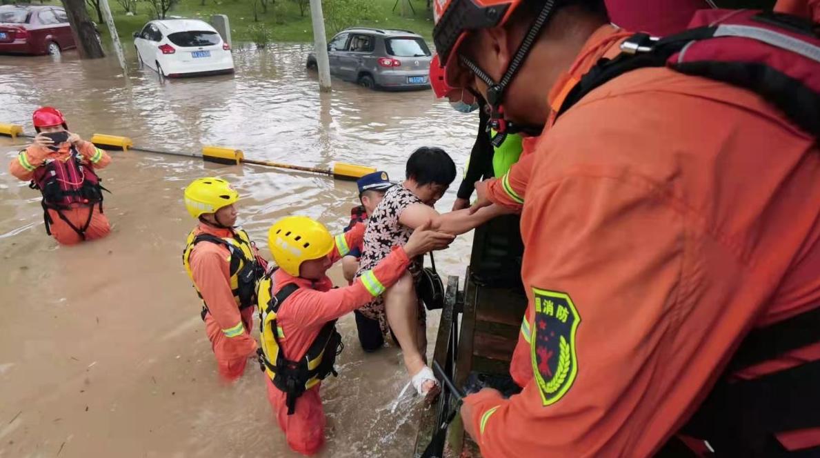 外媒报道中国暴雨,外媒评价中国近期暴雨