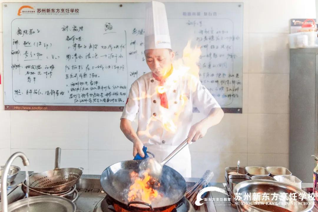 短期创业做什么小吃最赚钱,开店创业最火最赚钱小吃项目