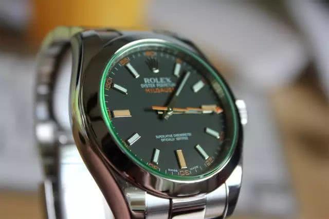 劳力士绿水鬼最高价格是多少,劳力士日志绿水鬼哪款最好