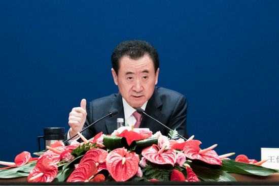 万达哪年退出足球的,万达重返大连足球