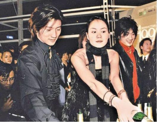 谢霆锋谈起锋菲,谢霆锋谈锋菲感情