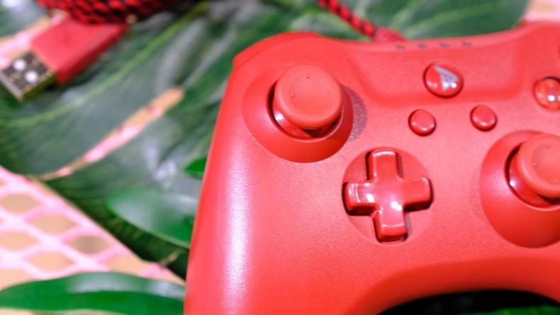 自带物理外挂的手机,游戏手柄测评推荐