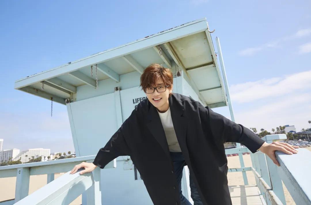 从全网黑到全网催婚,从全网黑到万人捧的歌手