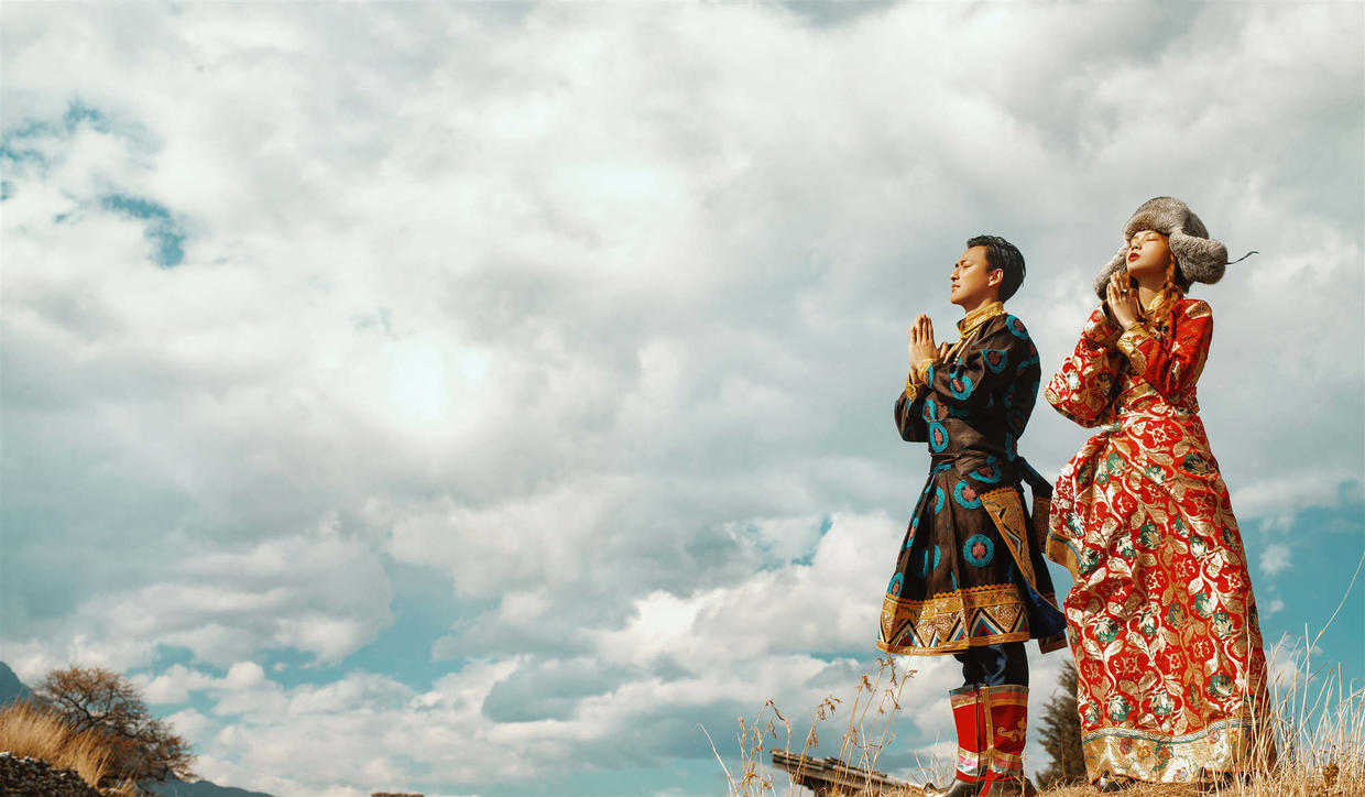 三亚唯一铂悦旅拍一般多少钱,铂悦旅拍三亚富力湾店怎么样