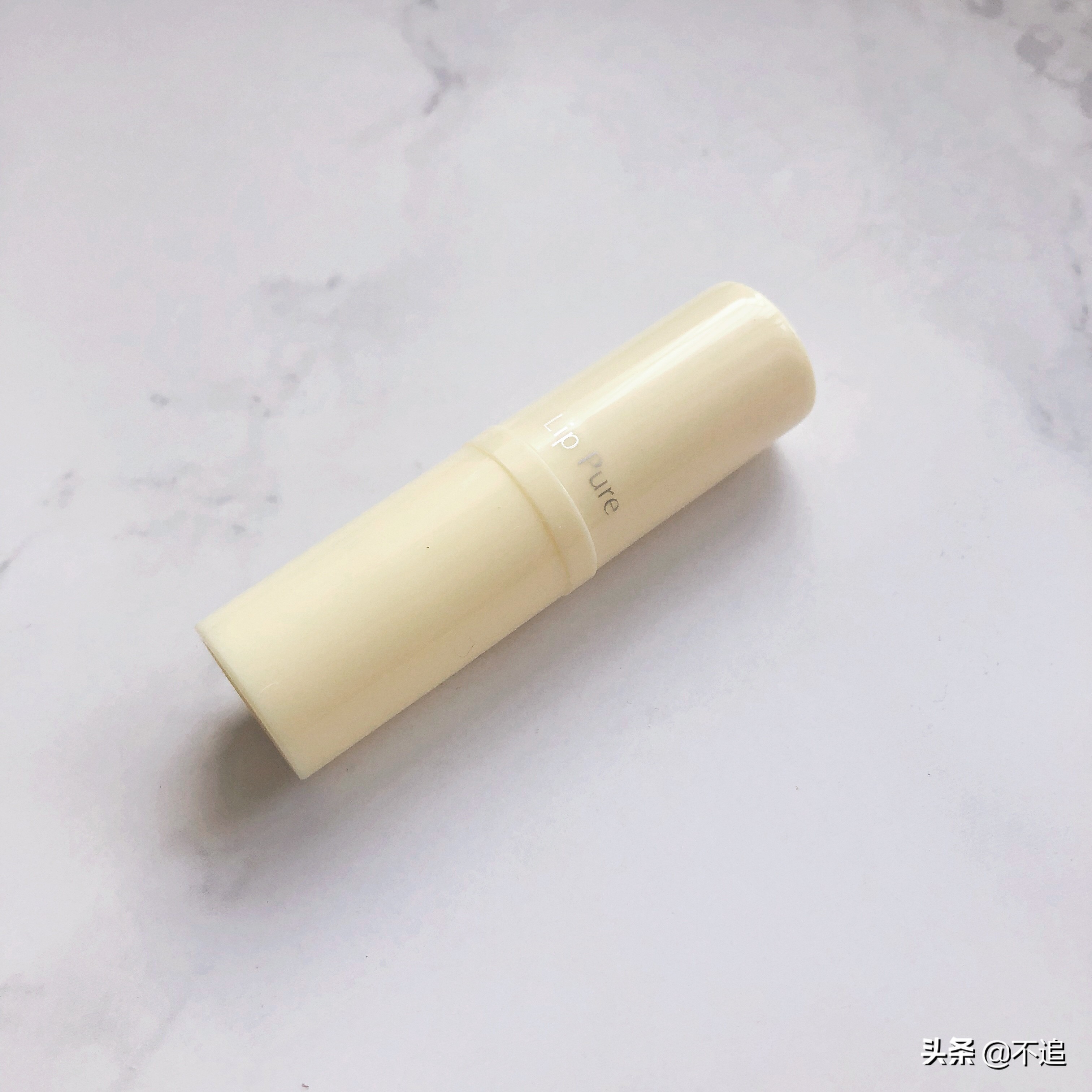 适合唇炎的唇膏真实测评,个人觉得网红唇膏反而很好用