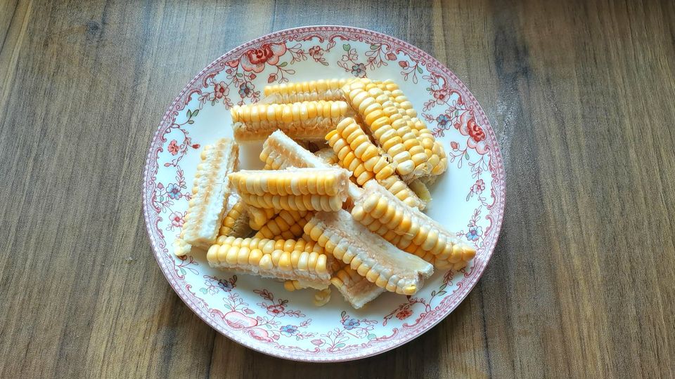 30一斤的虾给孩子做干锅虾,适合做给孩子们的美食虾