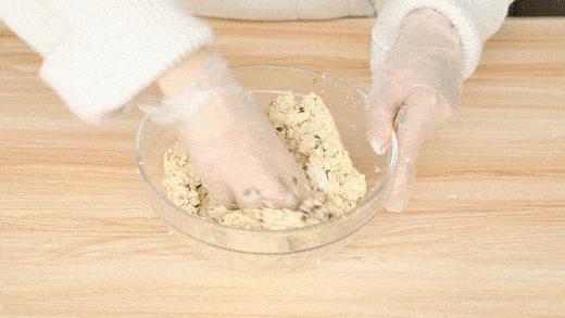 抗击疫情我不辱使命,抗击疫情我们以毒攻毒