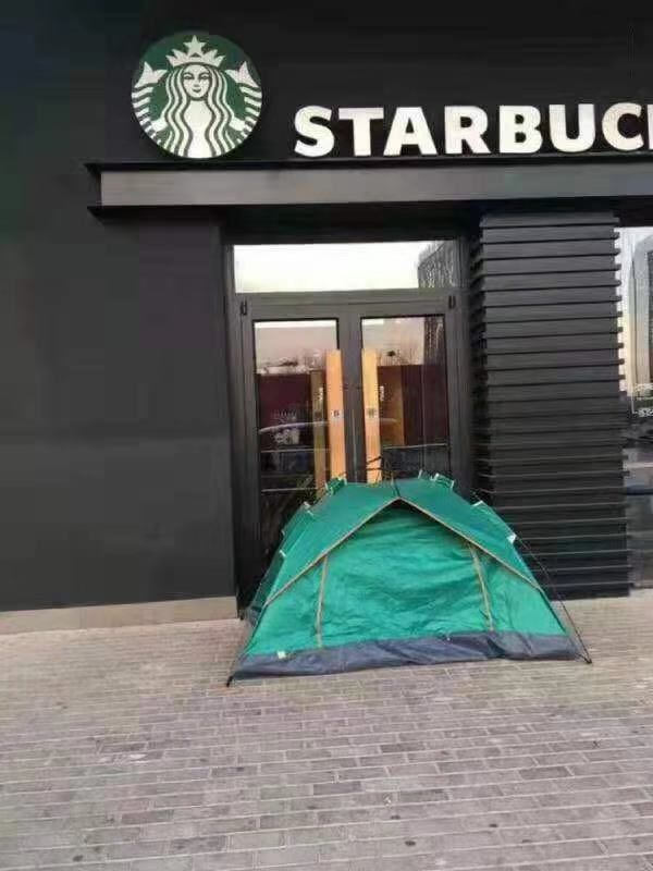 星爸爸又火了！网红猫爪杯遭疯抢，从199元炒至1399，值吗？